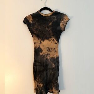 Medium Ribbed Fitted Brown/Tan Bleached Tie-Dye Dress size Small worn only once